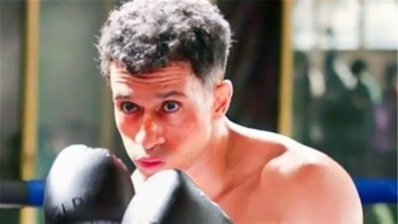 آخرهم عصام عمر.. نجوم جسدوا شخصية الملاكم بعد أحمد زكي