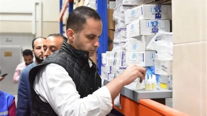 نائب وزير الصحة يتفقد مخازن الأدوية والمستلزمات الطبية بشمال سيناء