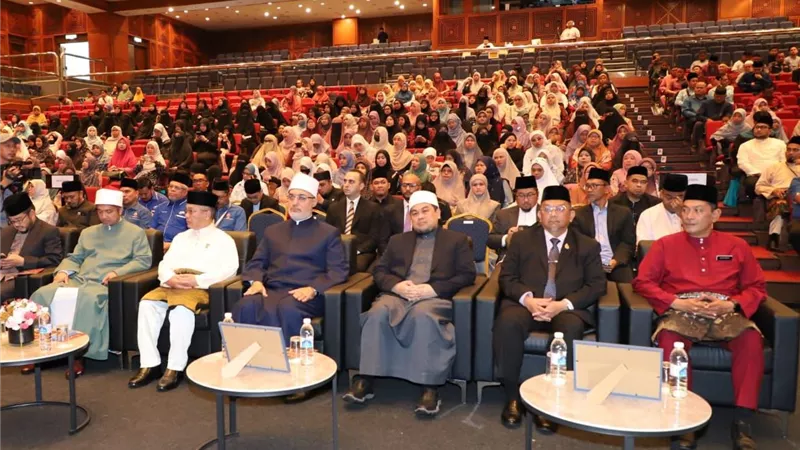 «مفتي الجمهورية» يشارك في المؤتمر الدولي بولاية لابوان الماليزية