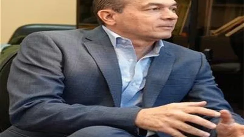 وزير الثقافة يُهنئ السطوحي لفوزه بجائزة 