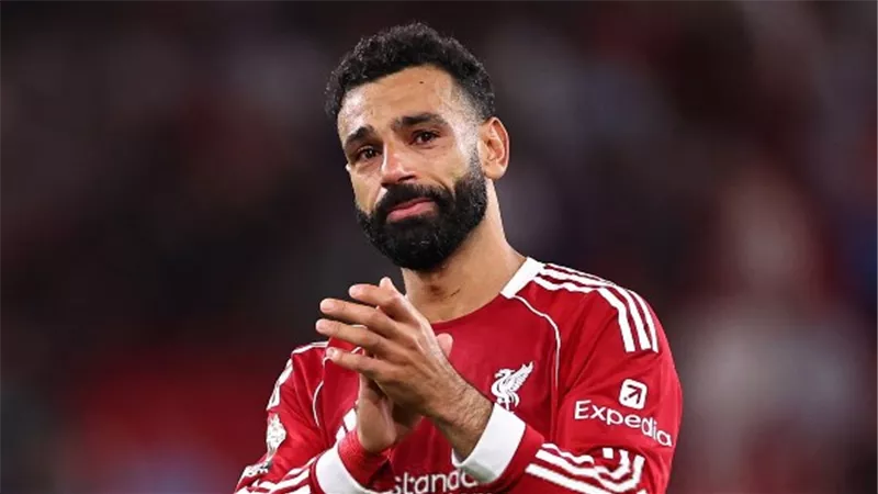 غادر منفردًا.. محمد صلاح يصدم جمهور ليفربول عقب مواجهة آينتراخت فرانكفورت