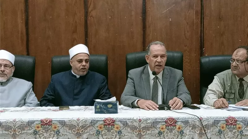 تعليم أسيوط والأوقاف ينظمان لقاءا تعريفيا للمبادرة الوطنية 