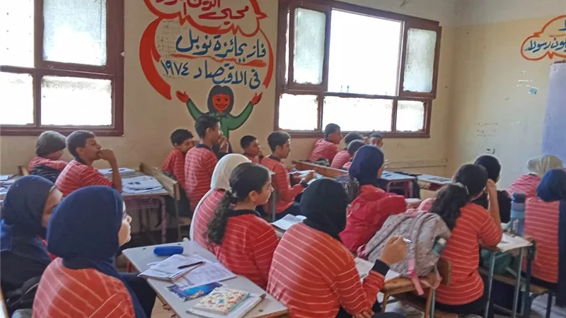 قراءة في أشعار أكتوبر.. أمسية شعرية بثقافة القليوبية احتفالا بذكرى النصر
