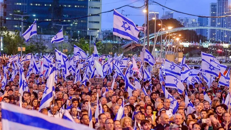تقرير لـ باستيت: اتفاق غزة من المنظور الإسرائيلي: تفكيك الخطاب والموقف الشعبي