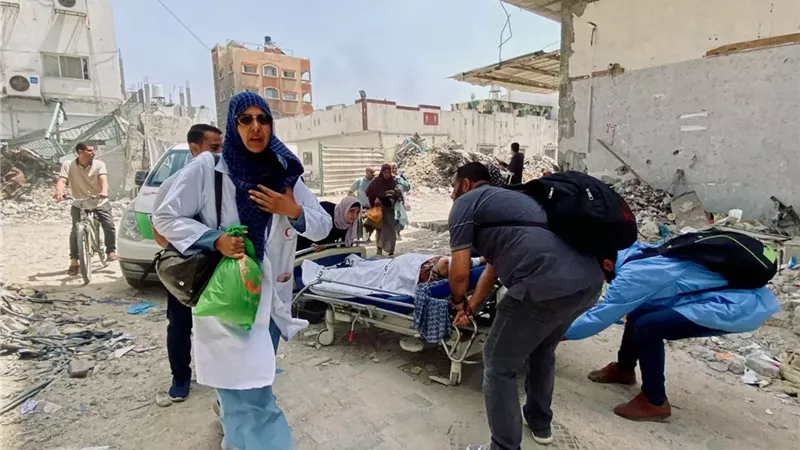 مدير مجمع الشفاء: إسرائيل قد تكون استخدمت مواد مشعة خلال حرب غزة|خاص