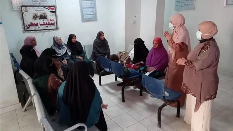 قافلة طبية بقرية العواونة ببني سويف تقدم 4آلاف خدمة مجانية