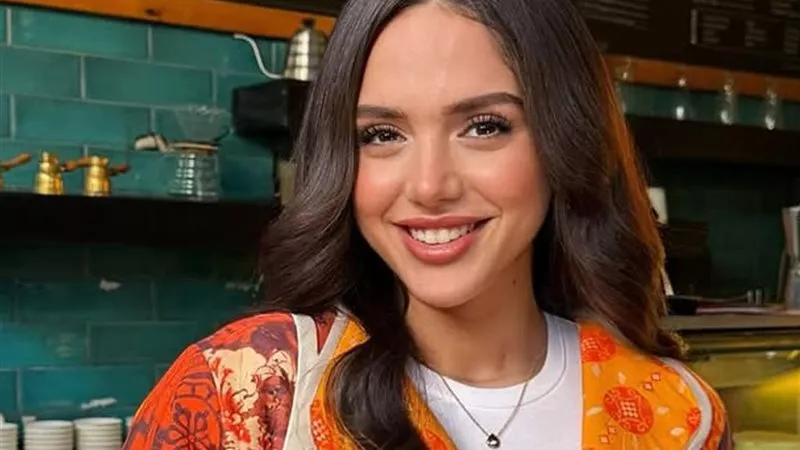 رنا رئيس شقيقة حنان مطاوع تنضم إلى
