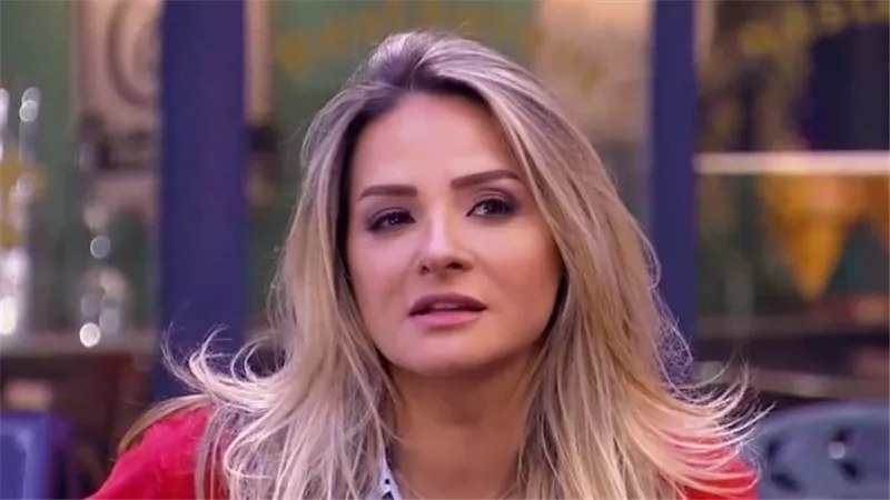 سالي شاهين: الزواج ليس دائمًا مصدر سعادة لكن البشر بطبعهم يرفضون العيش وحيدين