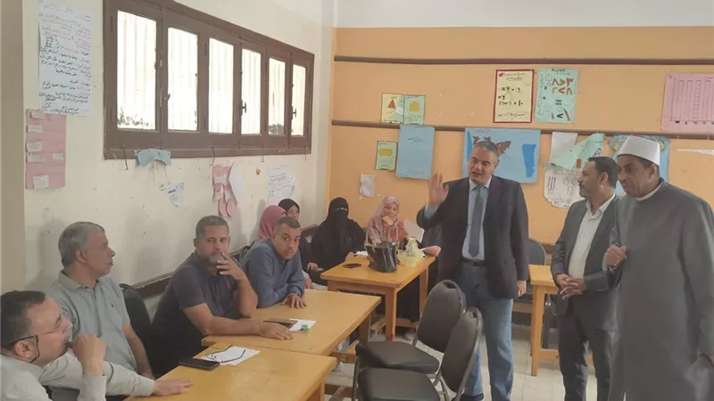 برامج تدريبية لتنمية مهارات معلمي اللغة الإنجليزية في المعاهد الأزهرية