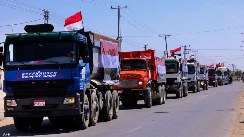 القاهرة الإخبارية: الهلال الأحمر يواصل تجهيز أطنان من المساعدات لغزة| فيديو