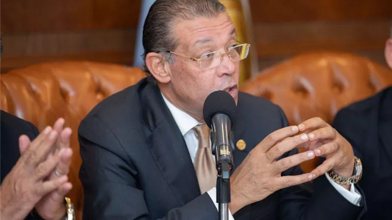 حازم عمر: نخوض الانتخابات بحلول واقعية لا شعارات انتخابية
