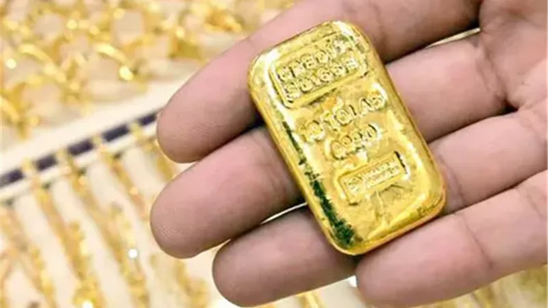 الذهب يستقر محلياً رغم تراجعه عالميًا 3.3% خلال أسبوع التداول