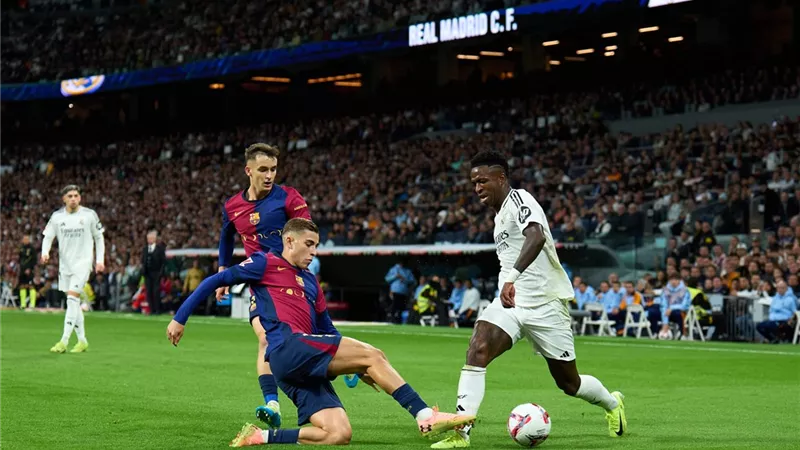 التشكيل المتوقع لريال مدريد وبرشلونة بالدوري الإسباني 