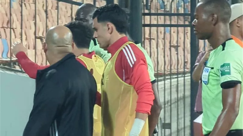 بعد طرد جراديشار.. خبير لوائح: الكاف يمكنه تصحيح القرار إذا اعترف الحكم بالخطأ