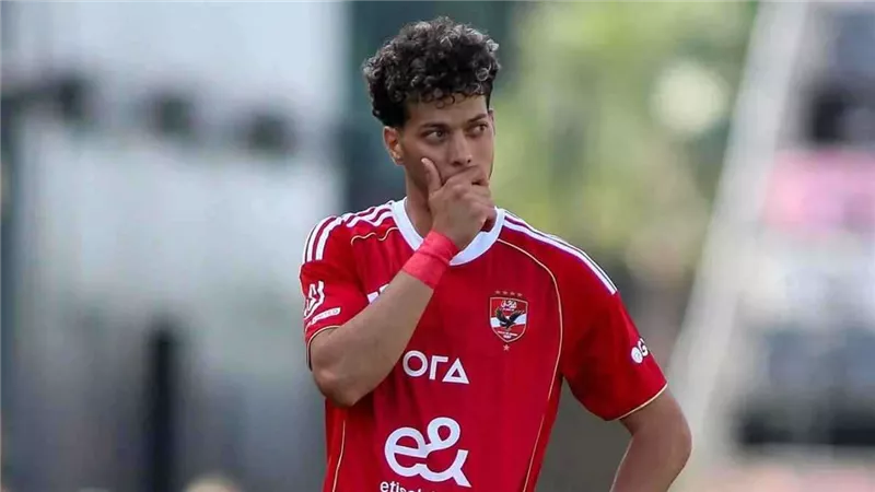 إمام عاشور يسافر مع الأهلي في السوبر المصري بالإمارات