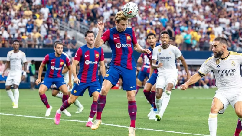 تقدر بـ600 ألف جنيه.. أسعار خيالية لتذاكر كلاسيكو الأرض بين ريال مدريد وبرشلونة