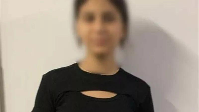 القبض على المتهمة بالتلويح لشاب بإشارة خادشة للحياء بالمترو