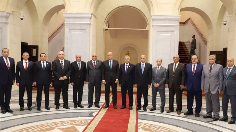 لتقديم التهنئة.. رئيس محكمة النقض في زيارة لمجلس الشيوخ